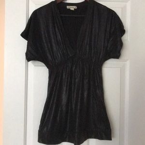 Black v neck shirt